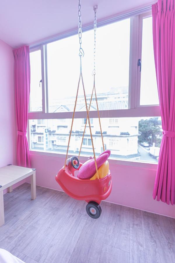 Fun Kids B&B Hualien Extérieur photo